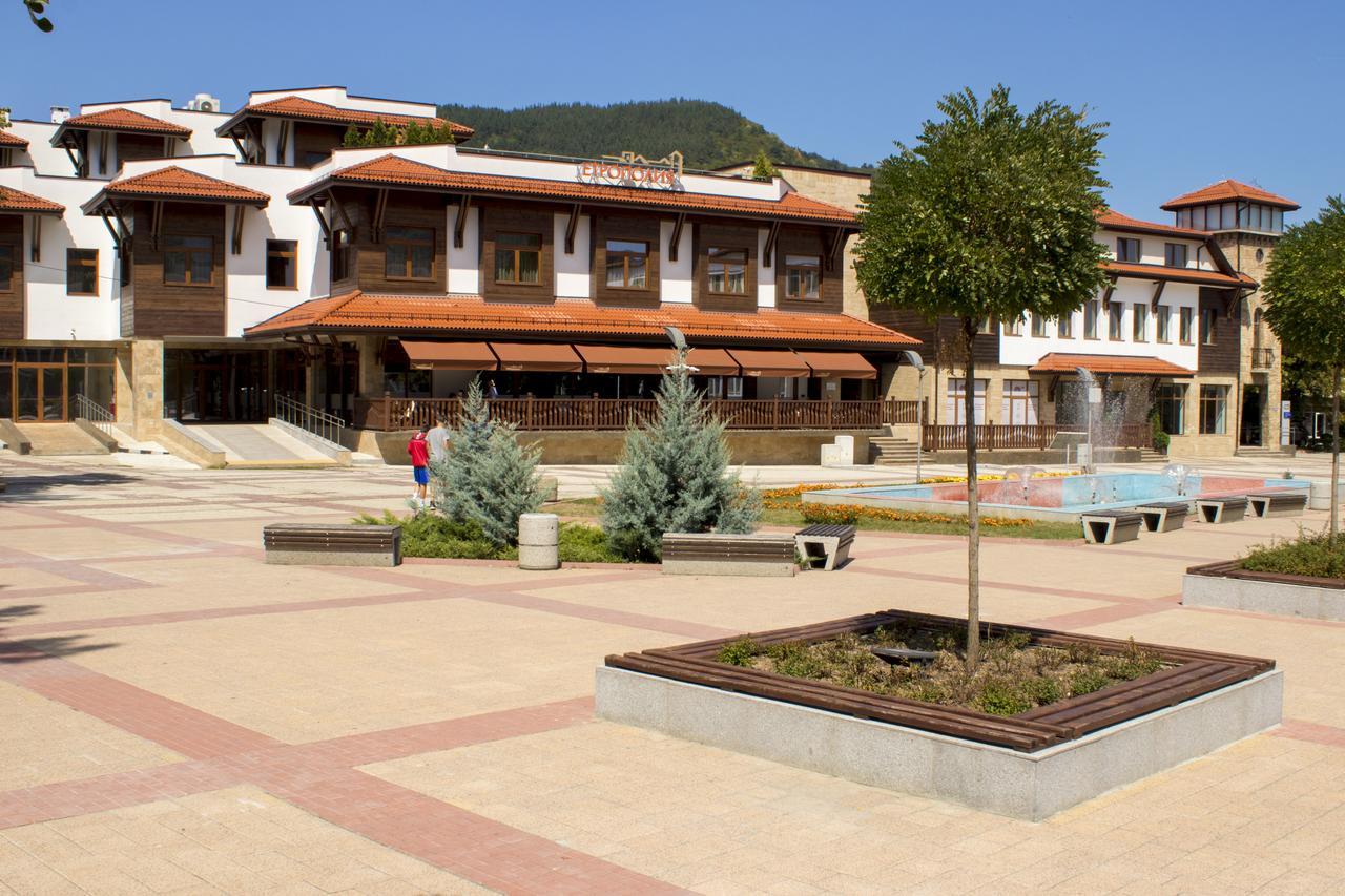 Hotel Etropolia Etropole Luaran gambar