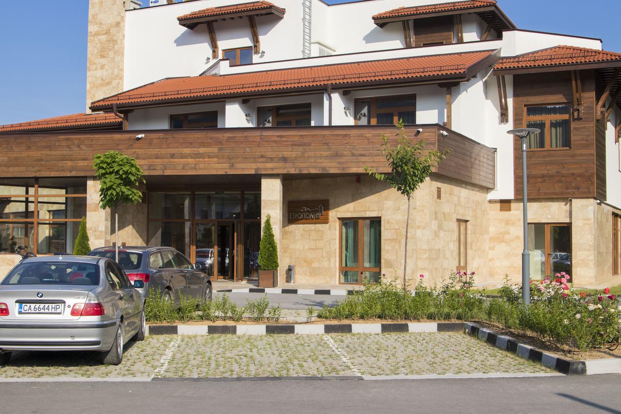 Hotel Etropolia Etropole Luaran gambar