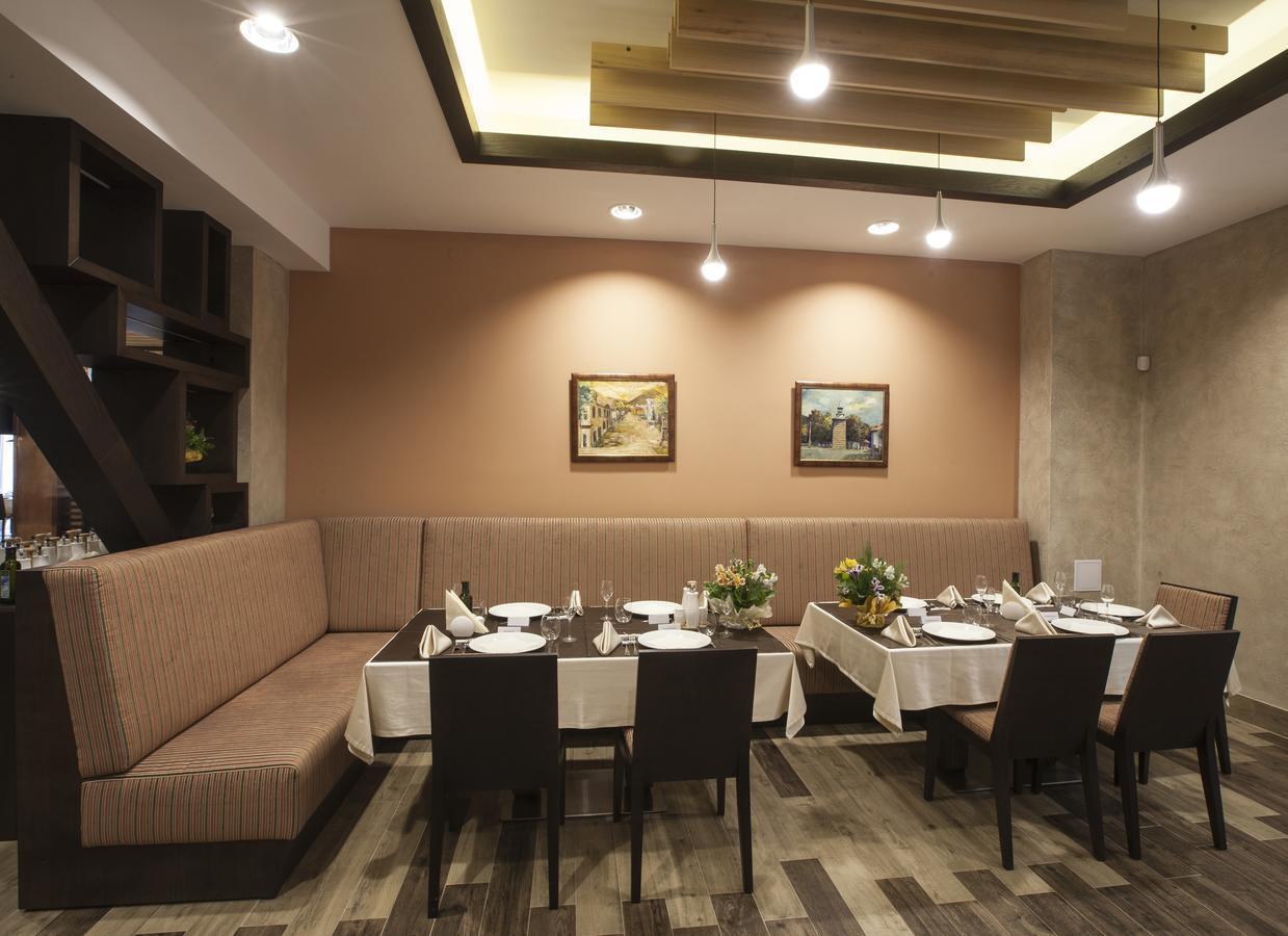 Hotel Etropolia Etropole Luaran gambar
